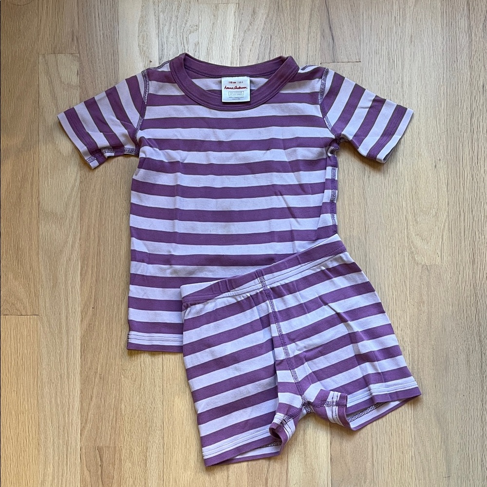 FREE ADD ON: Hanna Andersson Organic Cotton Purple Striped Pajamas size 5 (110)